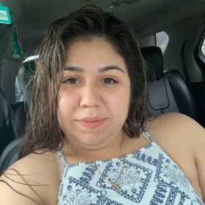 Meet your Posher, Stefanie